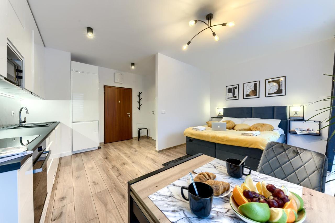 Kazou Residence Varsó Kültér fotó